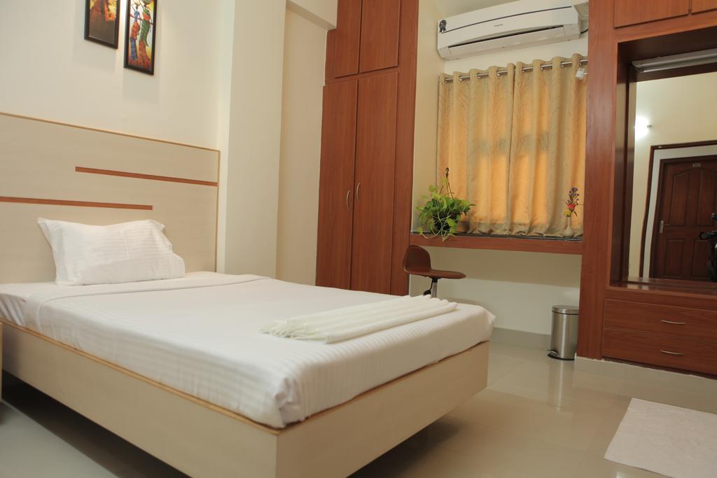 Our Nest Hotel Hyderabad Room photo