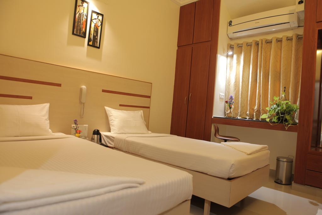Our Nest Hotel Hyderabad Room photo
